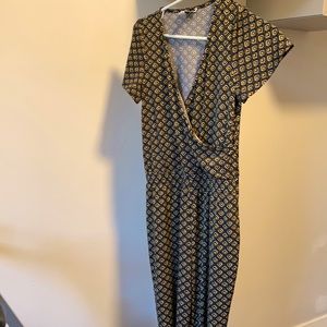 Jumpsuit! So comfy (MINT)